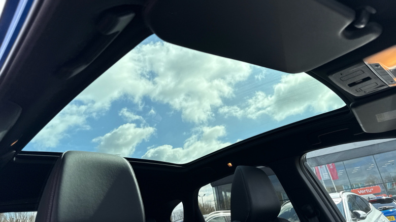 Nissan Qashqai 1.3 DiG-T MH 158 Tekna 5dr Xtronic Petrol Hatchback